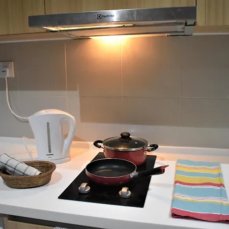 I-City【Casa Mila】~Wifi/Netflix/Parking~7Pax Shah Alam Exterior photo